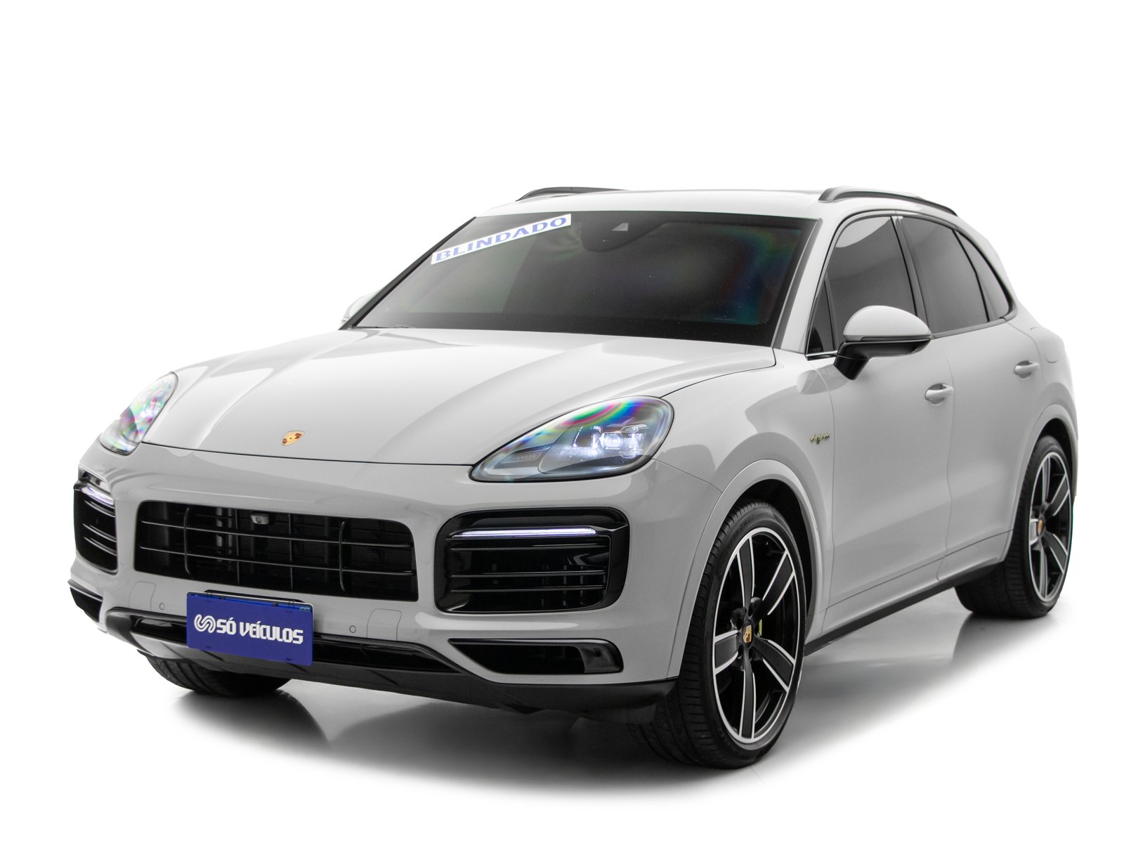 Cayenne-14
