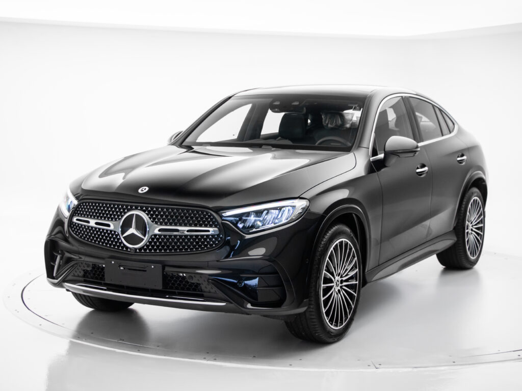MERCEDES-BENZ GLC 300 COUPÉ AMG LINE