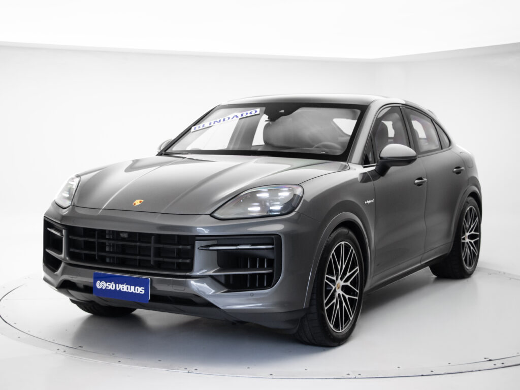 PORSCHE CAYENNE E-HYBRID COUPÉ