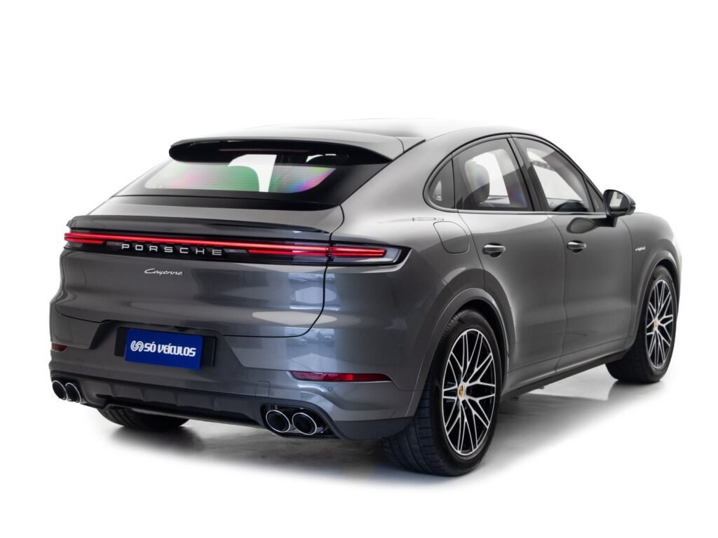 PORSCHE CAYENNE E-HYBRID COUPÉ