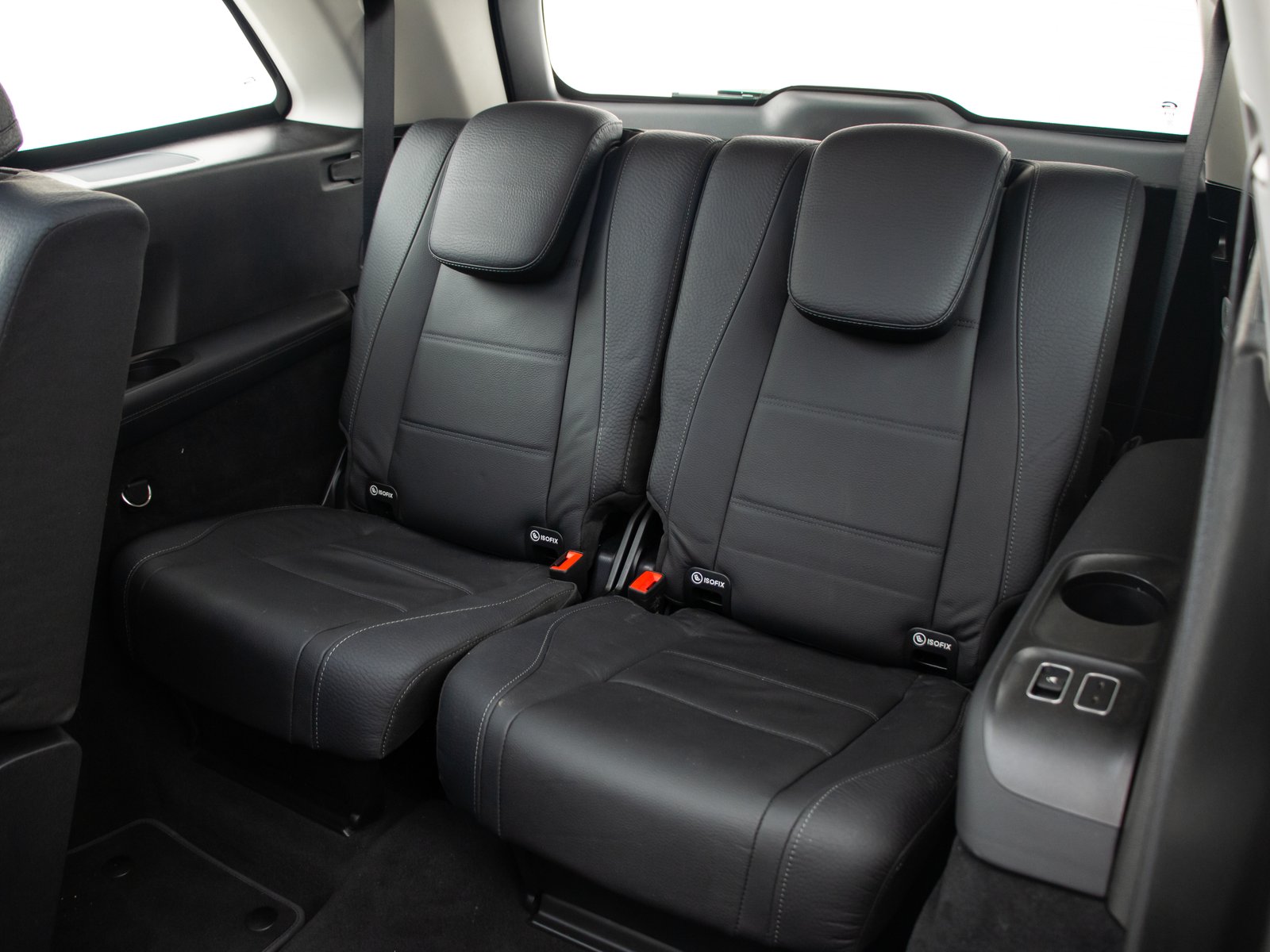 CorvetteZ06Interior-11