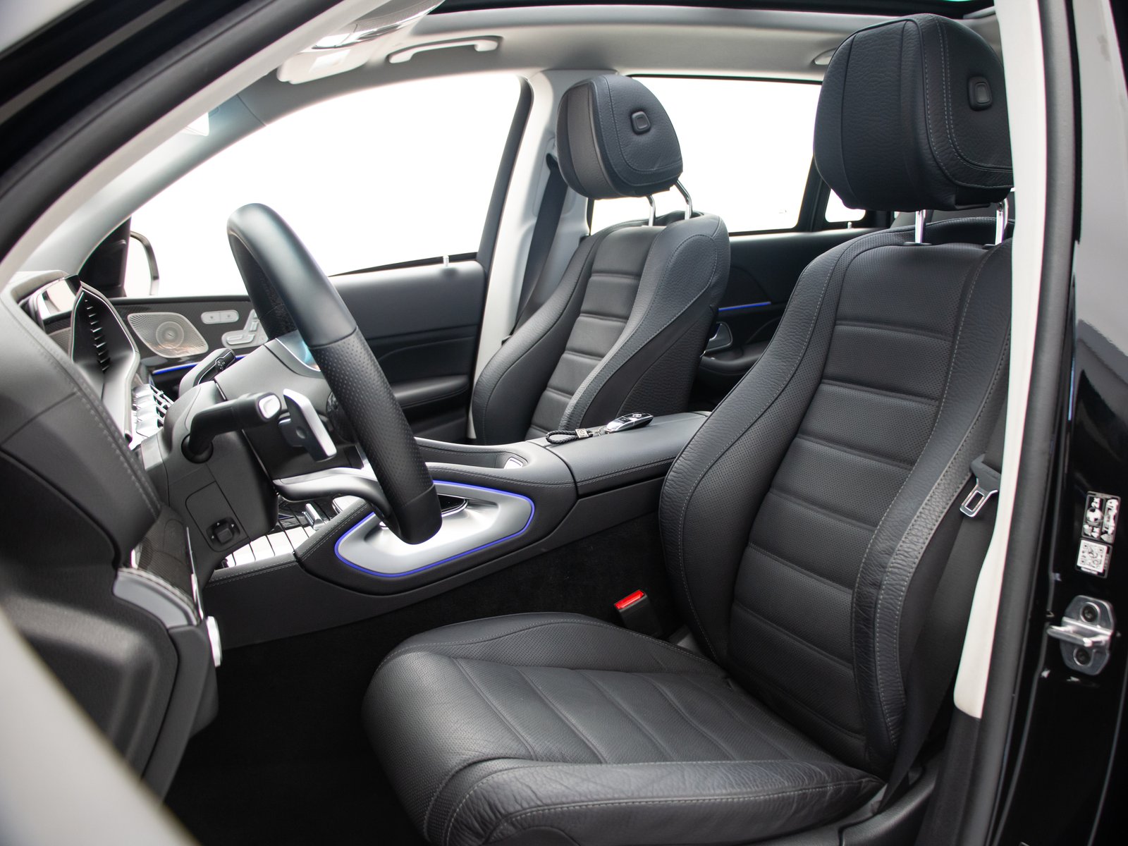 CorvetteZ06Interior-13