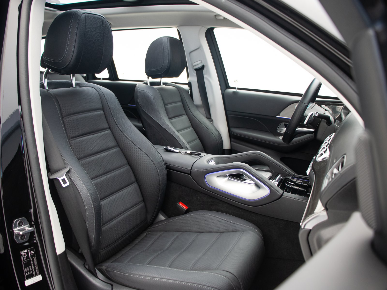 CorvetteZ06Interior-14