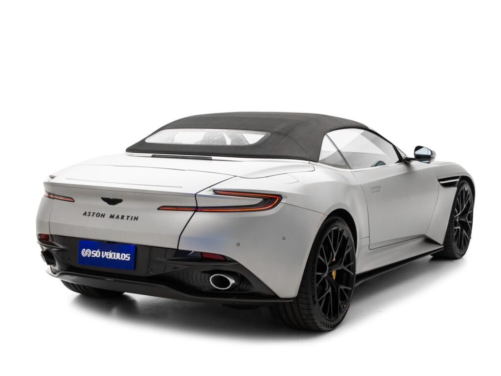 ASTON MARTIN DB12 VOLANTE