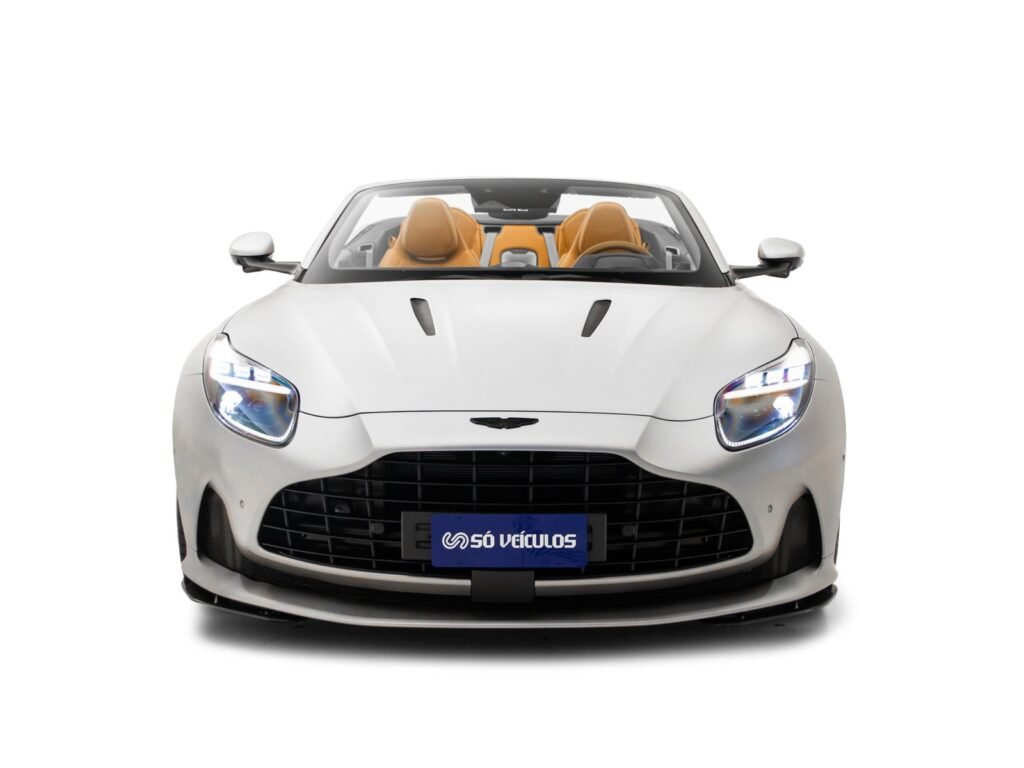 ASTON MARTIN DB12 VOLANTE