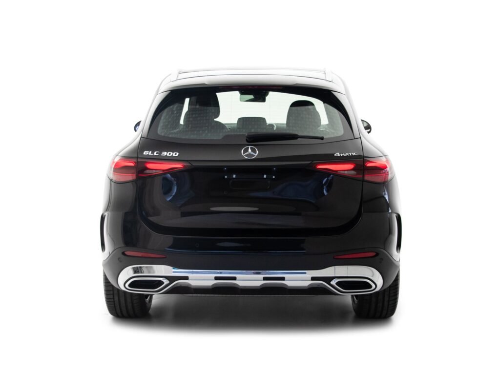 MERCEDES-BENZ GLC 300 AMG LINE