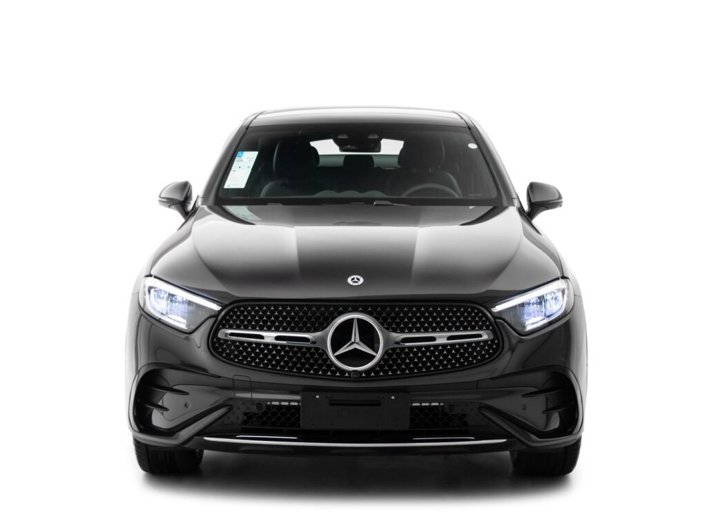 MERCEDES-BENZ GLC 300 COUPÉ AMG LINE