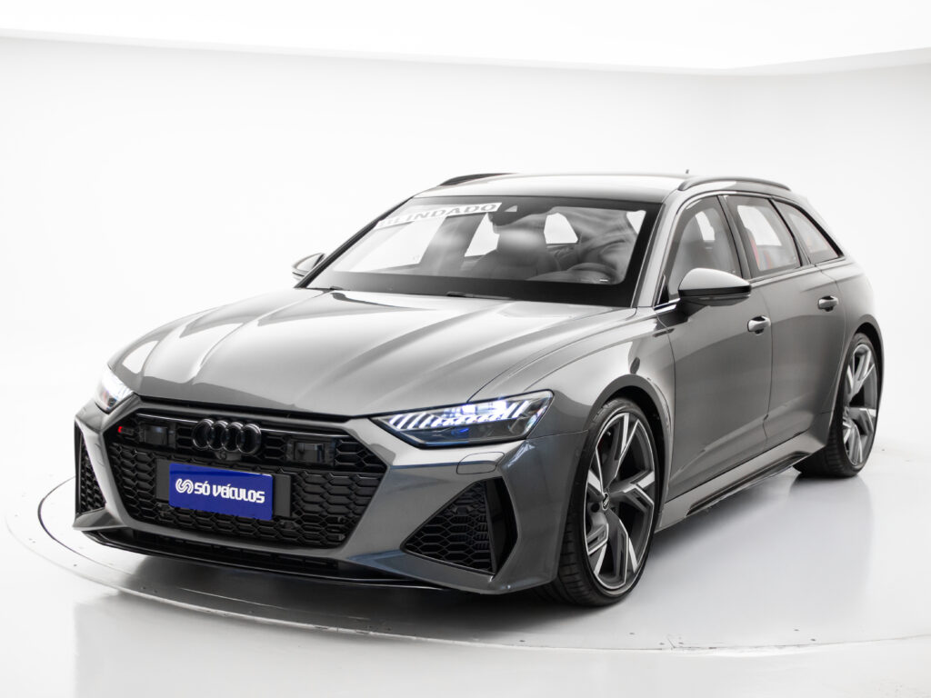 AUDI RS6 AVANT