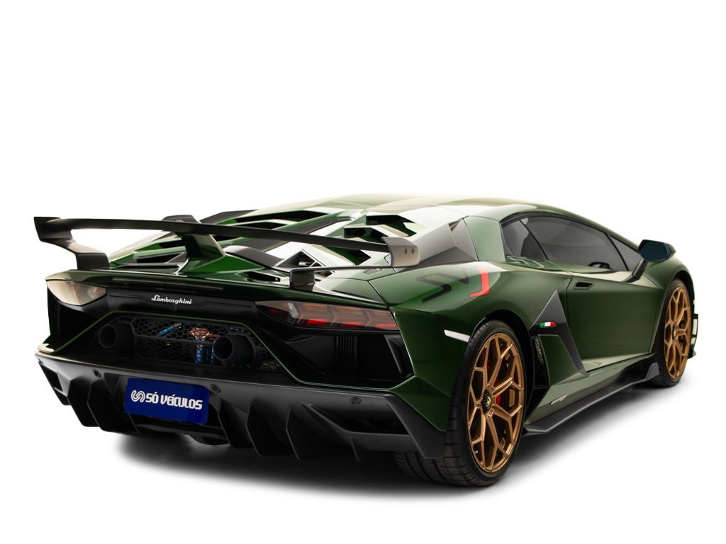 LAMBORGHINI AVENTADOR SVJ