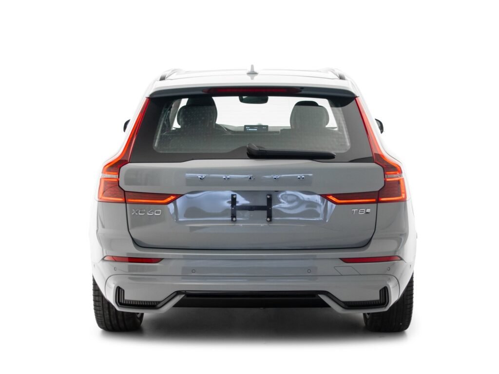 VOLVO XC60 T8 ULTRA DARK