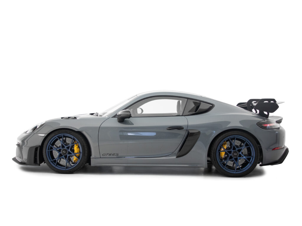 PORSCHE 718 GT4 RS