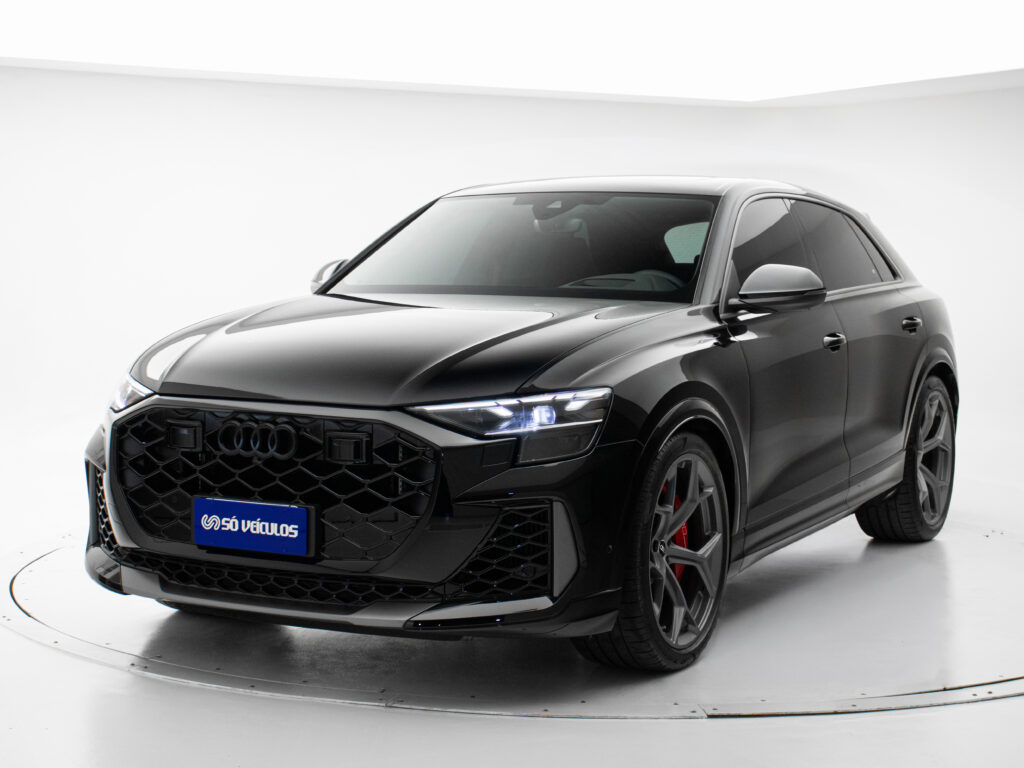 AUDI RSQ8 PERFORMANCE