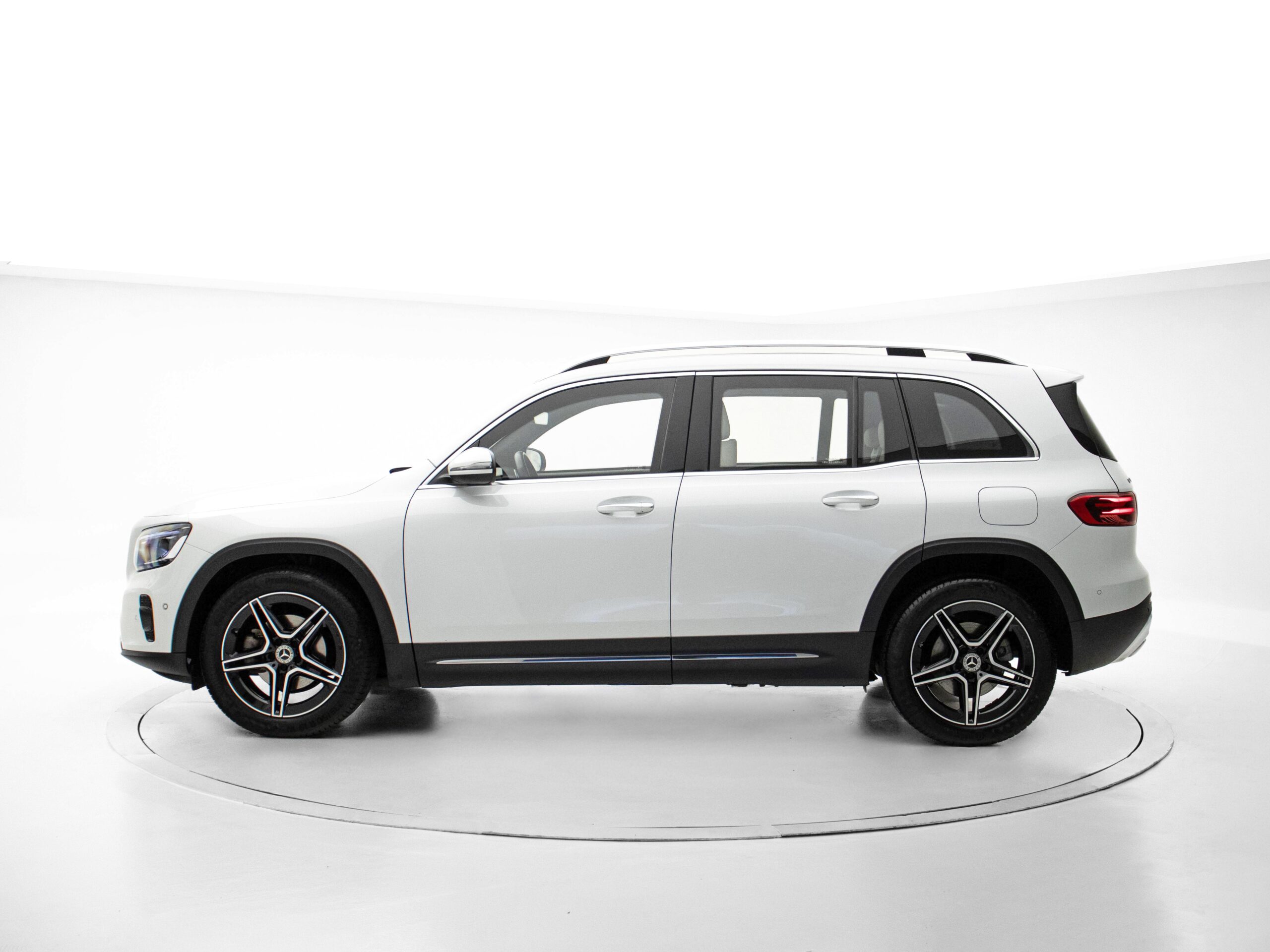 Mercedes-Benz GLB200 Progressive - foto 3